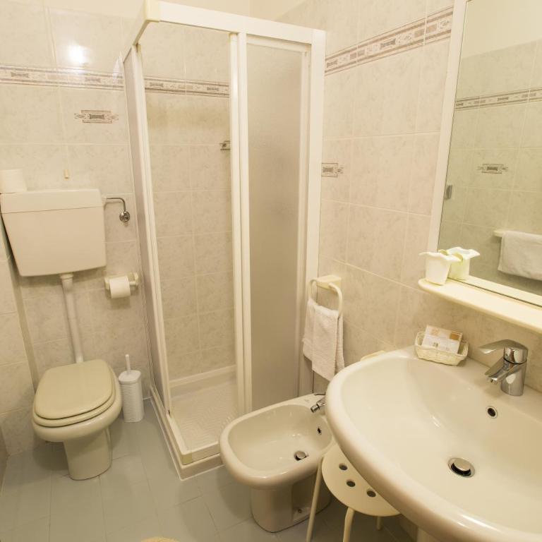 Hotel Fai - Economy Double or Twin Room - 2