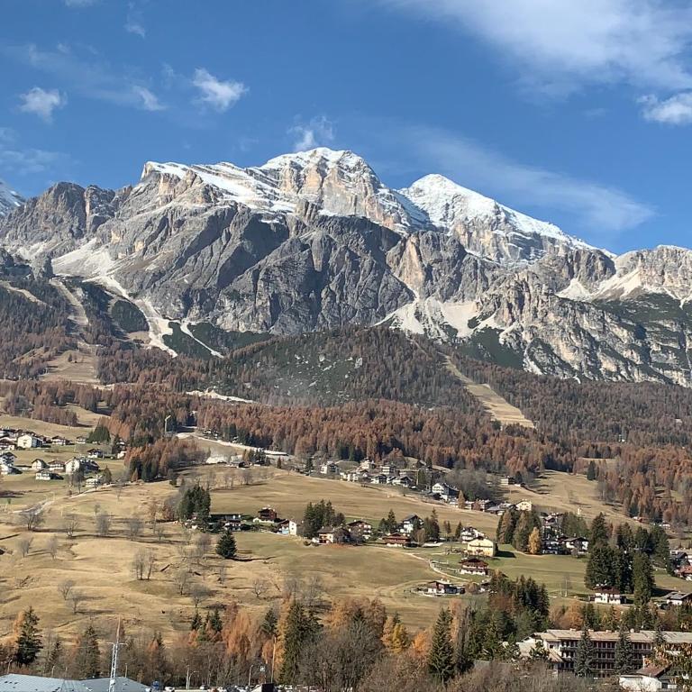 Hotel Serena Cortina - Camera Matrimoniale/Doppia con Letti Singoli Mansardata - 2