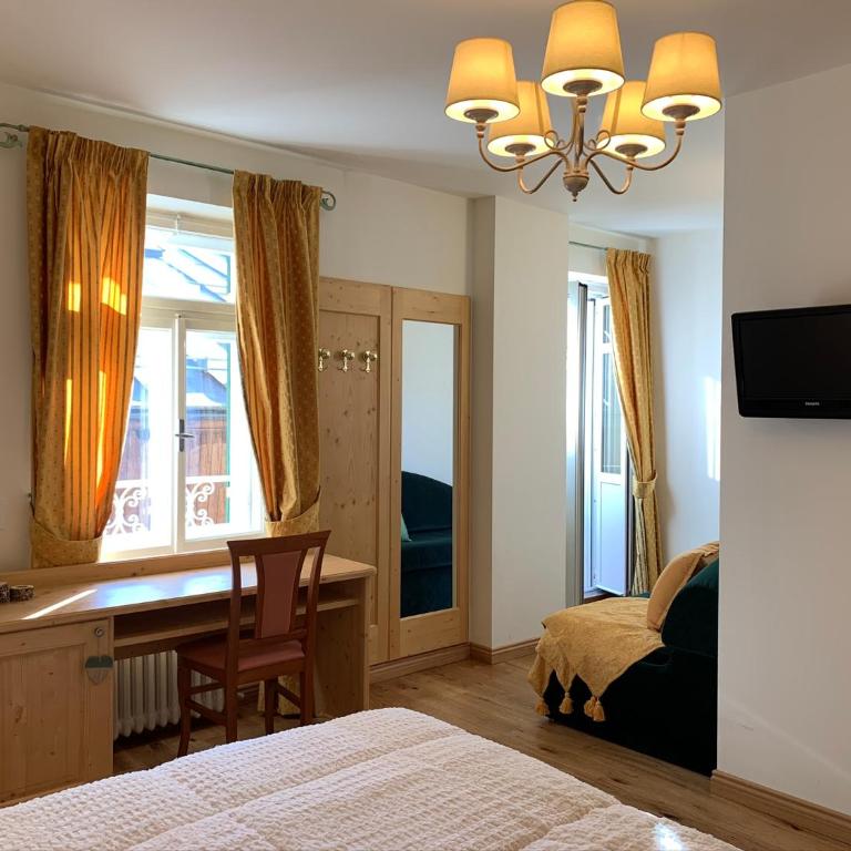 Hotel Serena Cortina - Camera Tripla con Balcone - 1