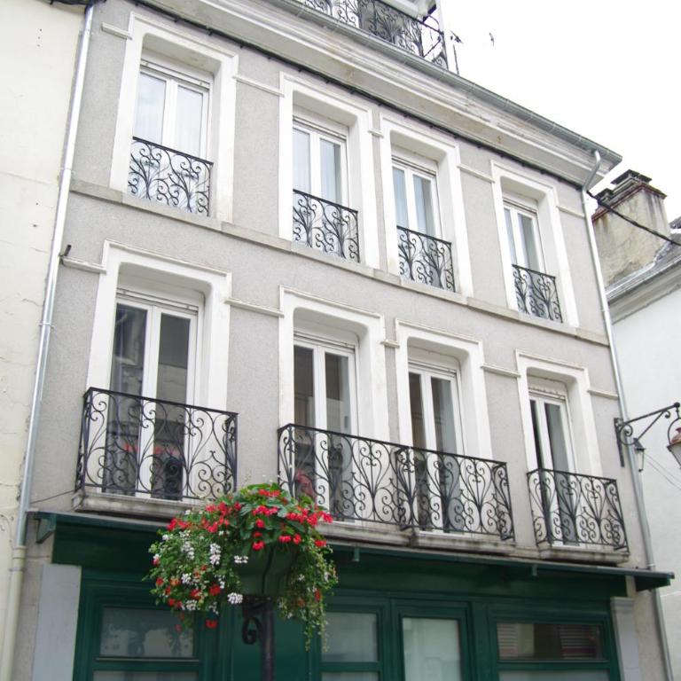 Maison hyper-centre Bagnères de Luchon - Maison 5 Chambres - 1
