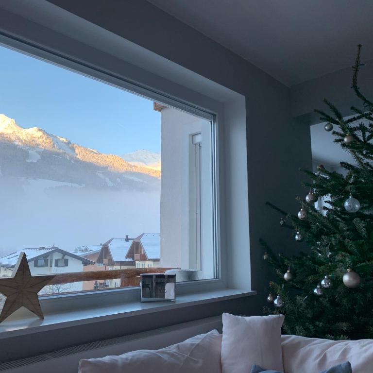 AlpenglueckGastein - Private mountain lodge - Apartment - auf 2 Etagen - 4