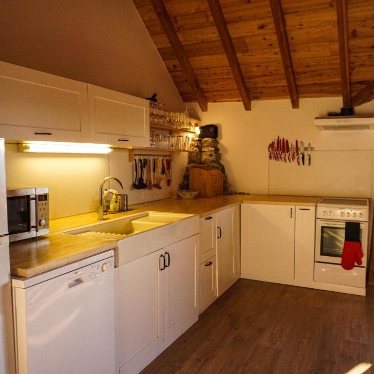 Rando, ski & lac, grand appartement 6 personnes - Lac de Serre ponçon - Appartement 3 Chambres - 10