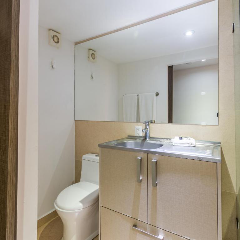 Kubo Hotel & Business Center - Standard Double Room -Ecological recycled sea container - 15