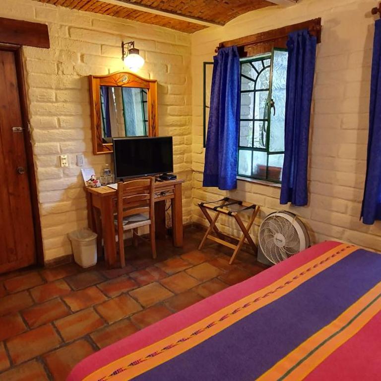Casa del Retoño - Habitación con cama extragrande. - 1