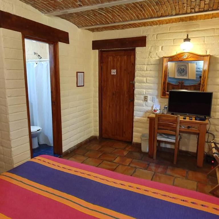 Casa del Retoño - Habitación con cama extragrande. - 2