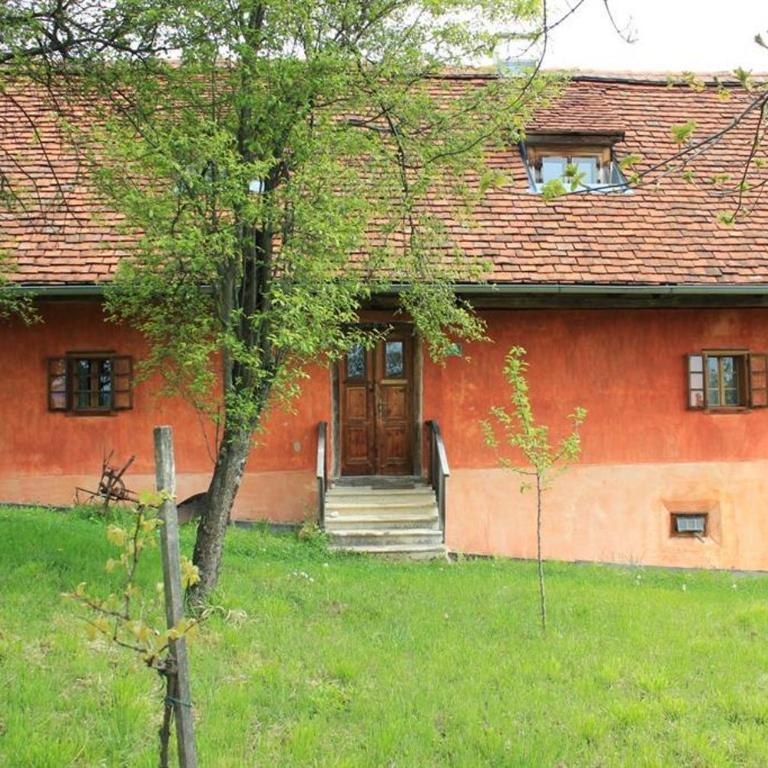 Ferienwohnungen Sonnenberg - Haus mit 3 Schlafzimmern - 2