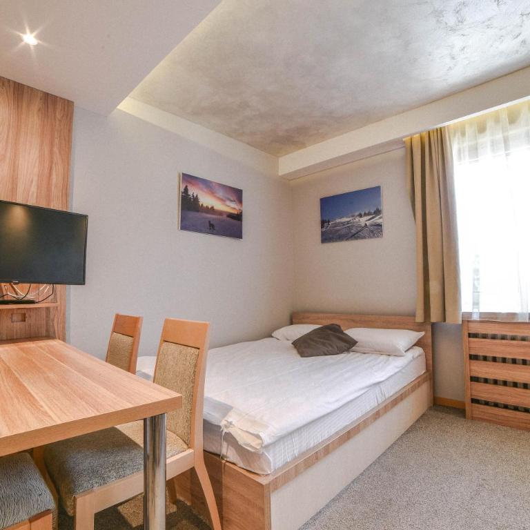 Apartments Suncani Vrhovi Kopaonik - Studio Apartment - 8