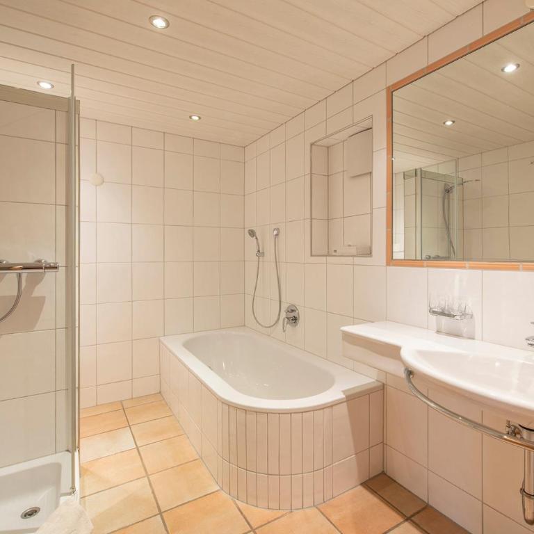 Pension Rudolph - Deluxe Doppelzimmer mit Bad - 11