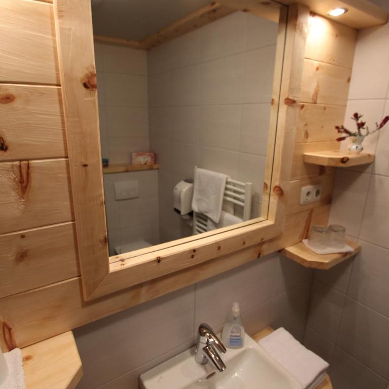 Pension und Apartment Edelweiß - Chambre Double avec Balcon - 28