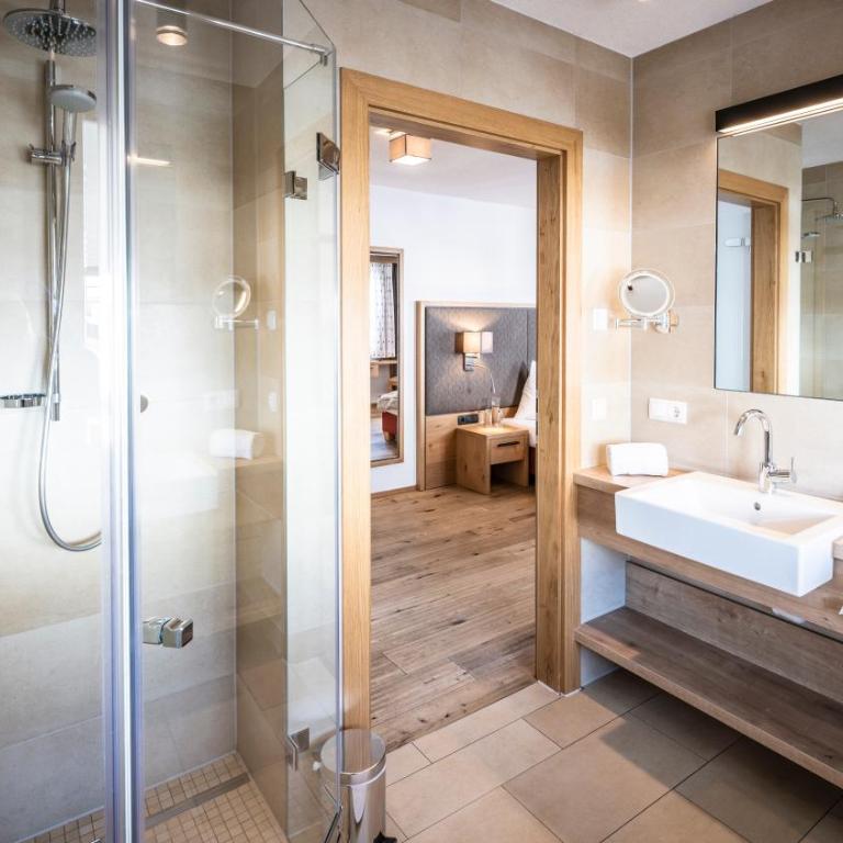 Anthony´s Alpin Hotel Garni - Deluxe Doppelzimmer - 1