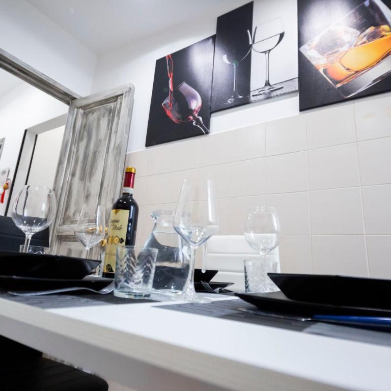 HomeHolidaySanremo - Palace - Appartamento con 1 Camera da Letto - 22