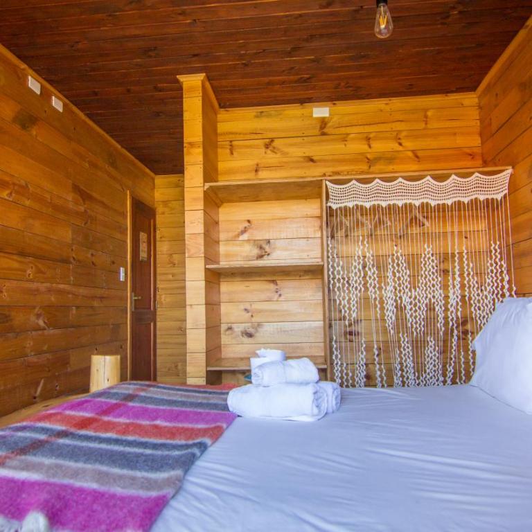 Hostel Moreno - Habitación Doble Deluxe con balcón y vistas al mar - 4