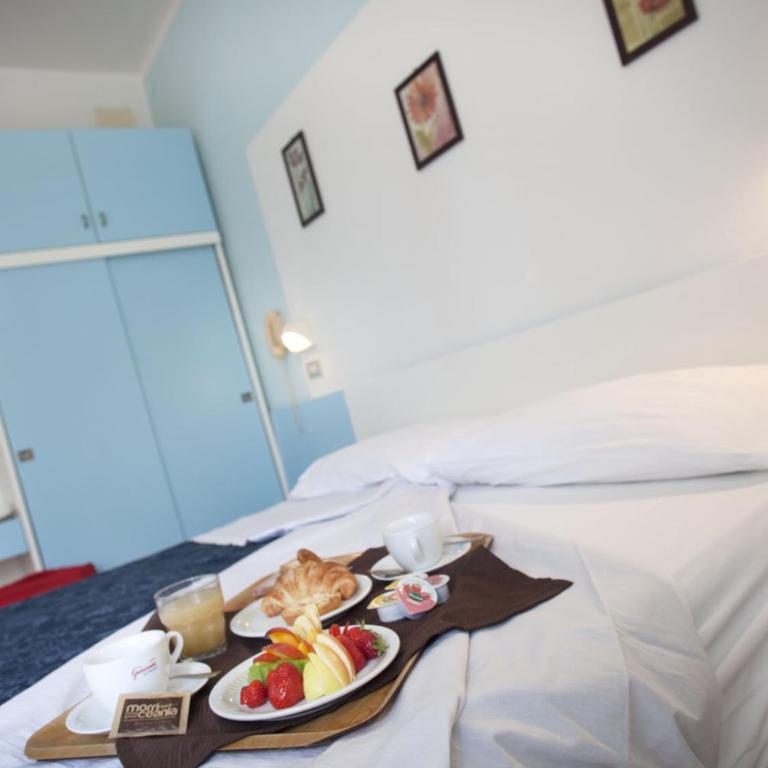 Hotel Oceania - Camera Matrimoniale Deluxe - 8