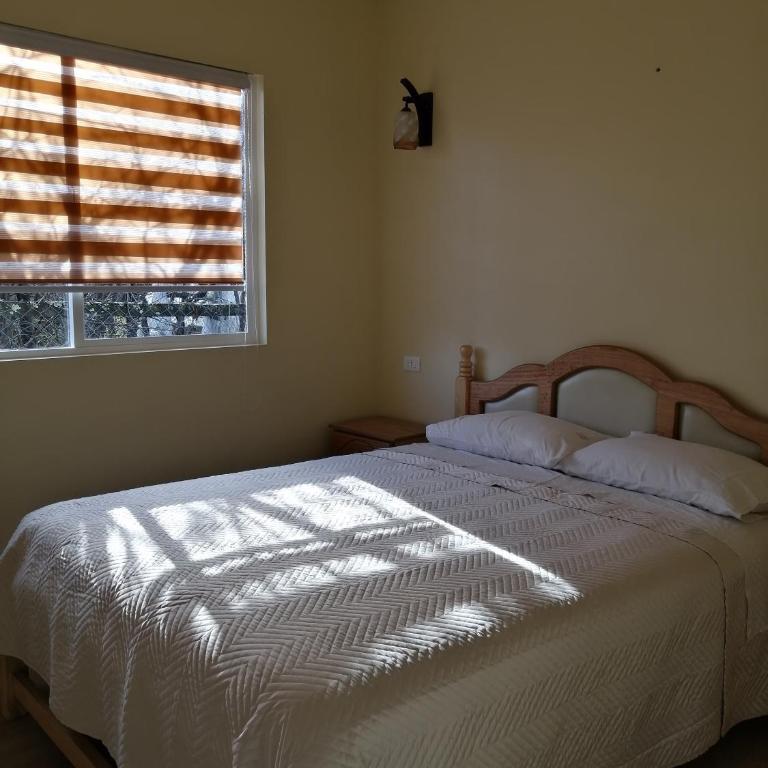 Cabaña en Bahía Murta - Three-Bedroom Apartment - 10