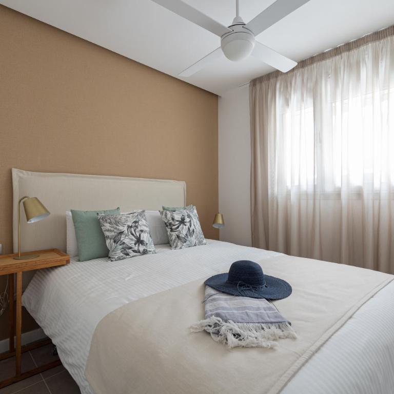 Royal Flats-Viviendas Vacacionales - Apartamento de 2 dormitorios (3 adultos) - 1