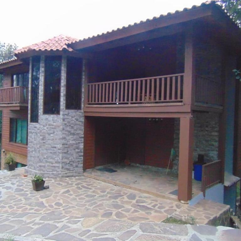 Cabaña dentro del Bosque para 24 Personas - Chalet - 56