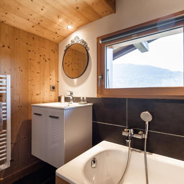 Chalet Socali Le Grand Bornand - Two-Bedroom Chalet - 9