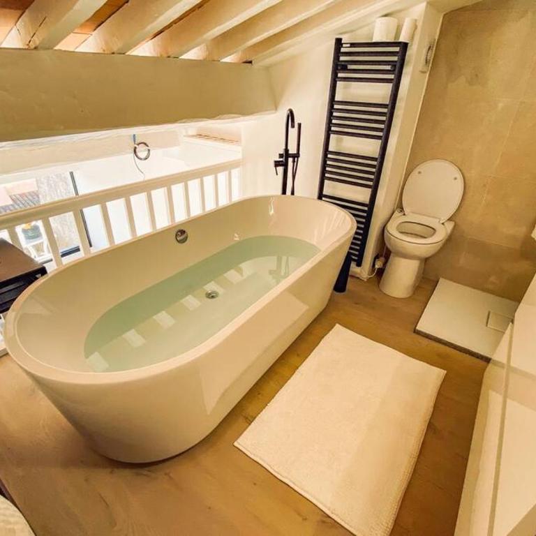 Luxe Penthouse Les Pieds dans l’eau Saint-Tropez 4 - Apartment with Sea View - 24