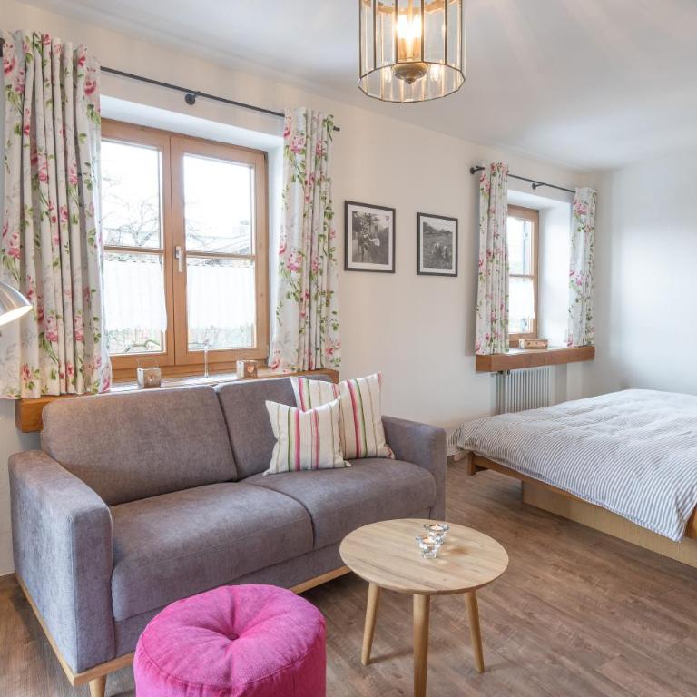 Ferienwohnungen Alpentraum - Landhaus im oberen Markt - Apartment mit Balkon - 3