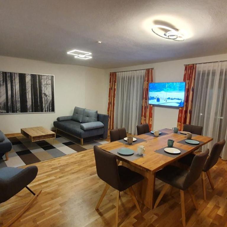 Appartements MAYR inklusive ganzjährig GRATIS Zugang zur ALPENTHERME und im SOMMER kostenlose Bergbahnnutzung - Apartment mit 2 Schlafzimmern - 2