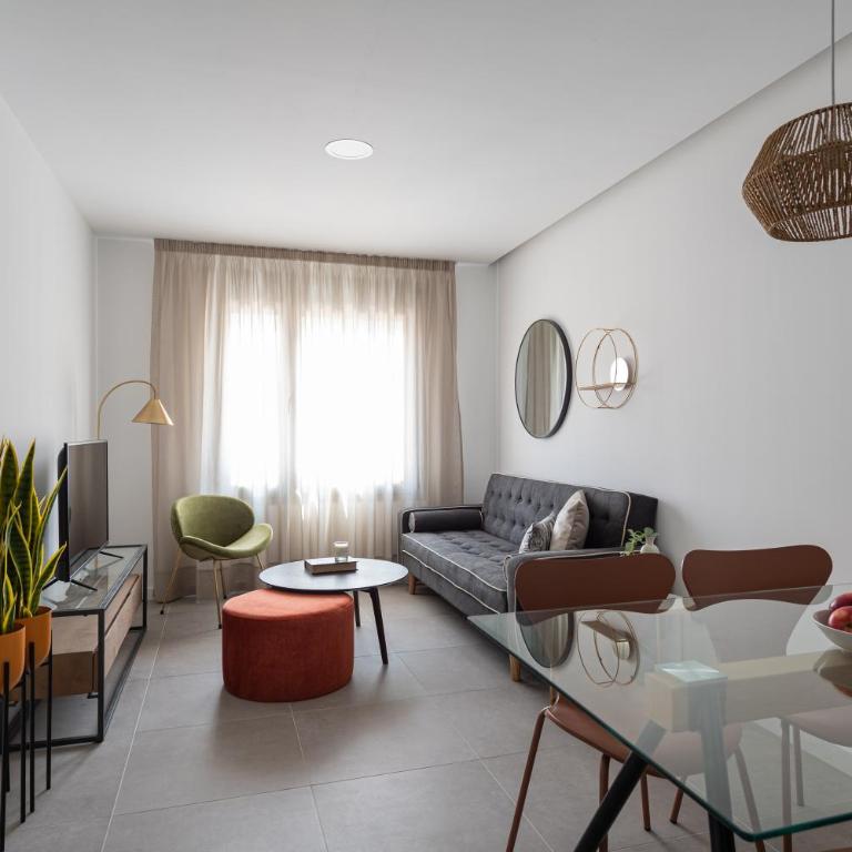 Royal Flats-Viviendas Vacacionales - Apartamento de 2 dormitorios (4 adultos) - 2