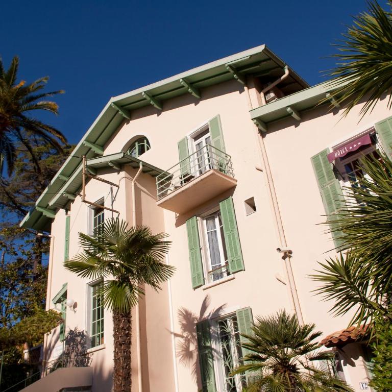 La Villa Roseraie , Hôtel Familial OUVERT TOUTE L'ANNEE - Chambre Standard Lit Queen-Size - 2