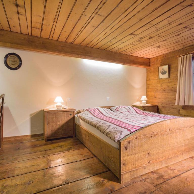 Mayen2003 Ayent Anzère - Doppelzimmer mit Whirlpool-Badewanne - 1