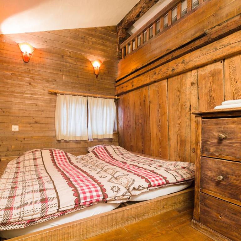 Mayen2003 Ayent Anzère - Doppelzimmer mit Gemeinschaftsbad - 1