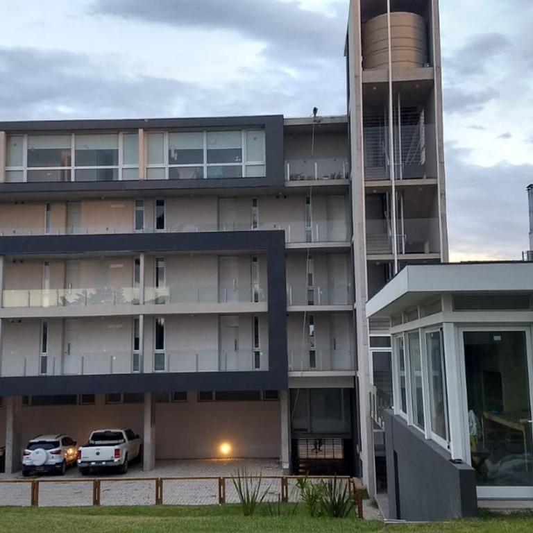 MAReSS - Two-Bedroom Apartment - 10