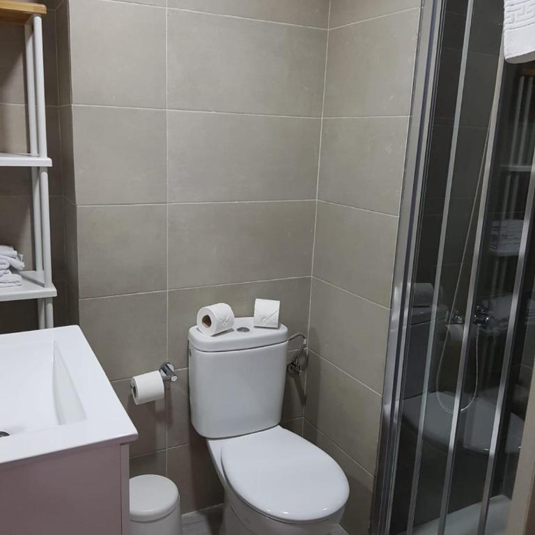 RK City Center - Vivienda Vacacional con ducha - 1