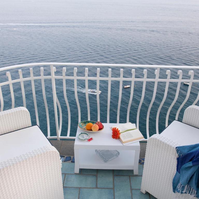 Hotel La Ninfa - Junior Suite con Vista Mare e Vasca Idromassaggio - 9