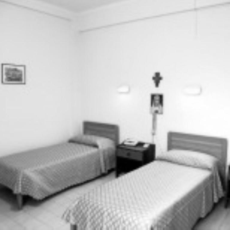 Casa Piccole Ancelle di Cristo Re - Chambre Lits Jumeaux - 2