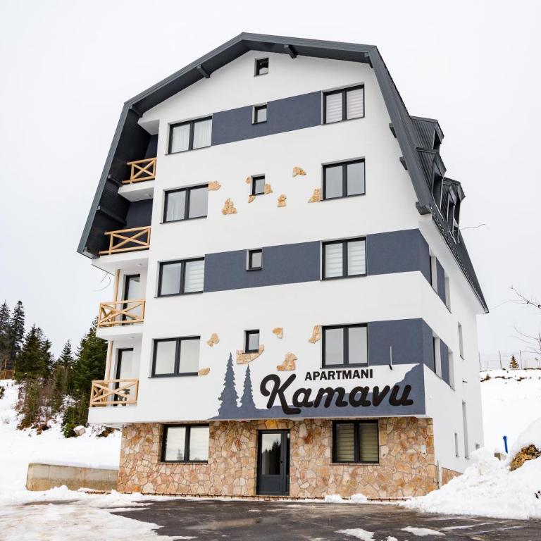 Apartmani Kamavu - Apartment with Mountain View - 1