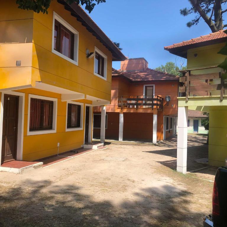 Acuarela - Three-Bedroom House - 18