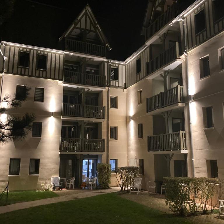 Le Studio De Deauville Plage - Studio avec Vue sur Jardin - 12