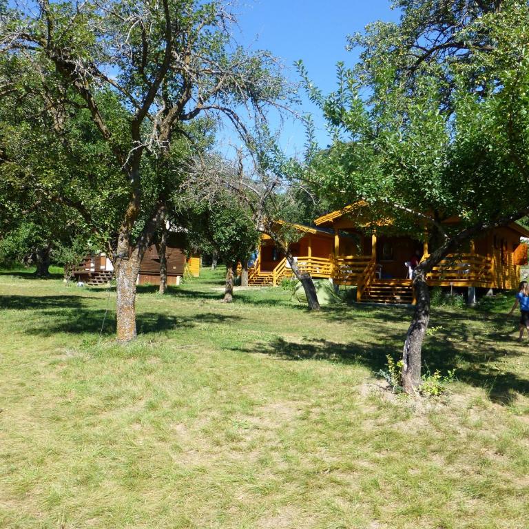 Camping, Hôtel De Plein Air Les Cariamas - Chalé Confort - 12