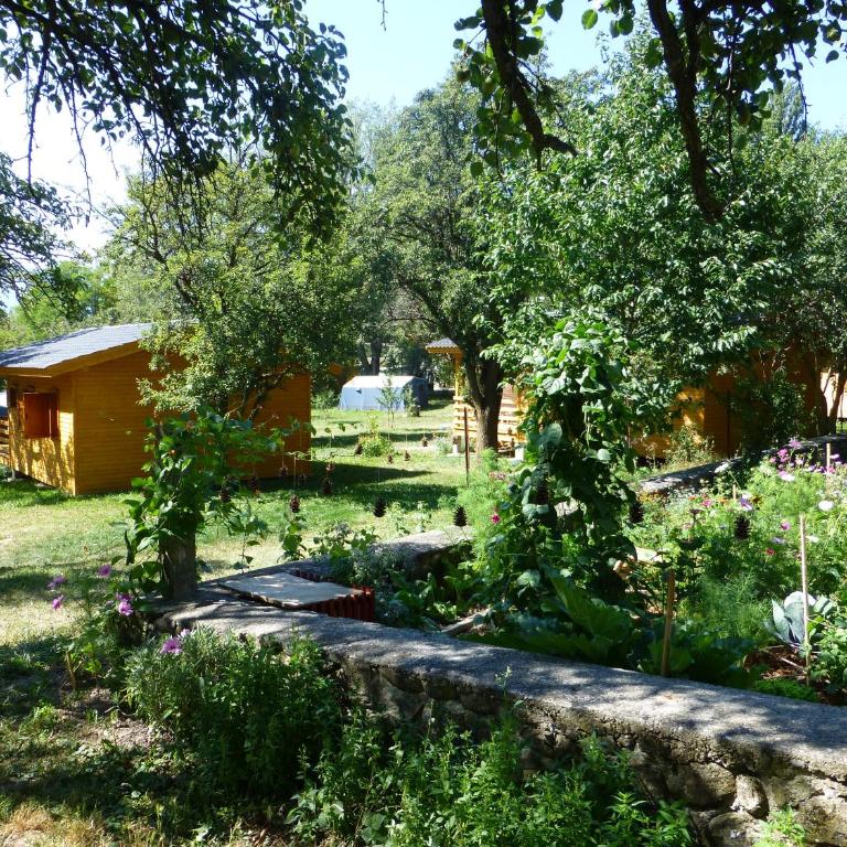 Camping, Hôtel De Plein Air Les Cariamas - Chalé Confort - 13