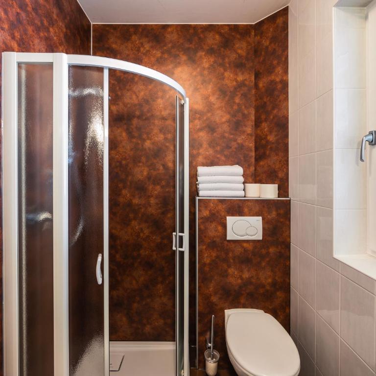Hotel Appartement Haus Gitschberg - Camera Familiare con Balcone - 4