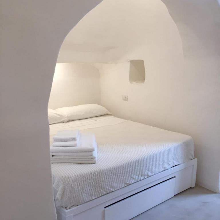 I Trulli di Alice - One-Bedroom House - 6