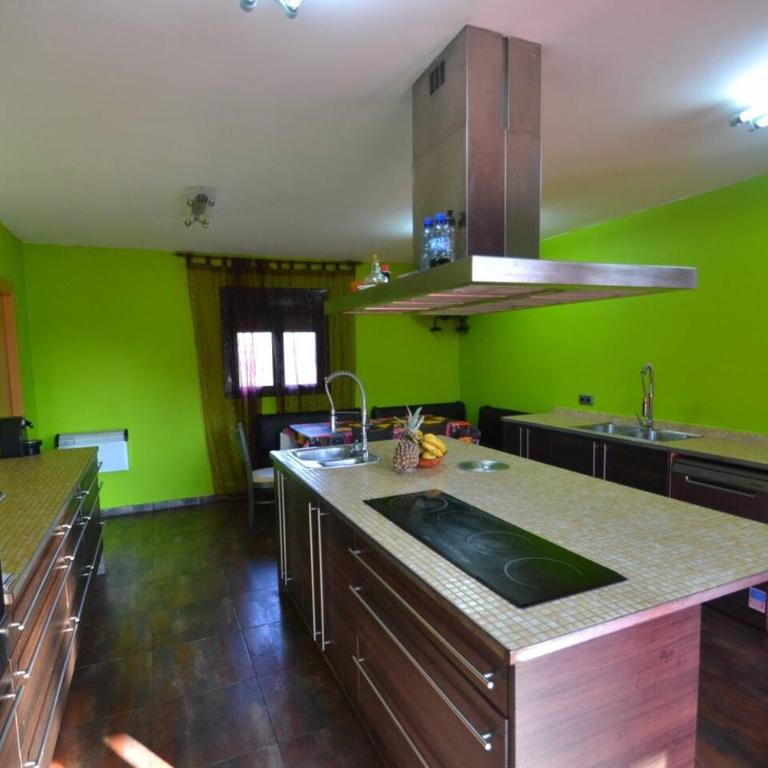 Private Estate for Groups Pool and Sports - Villa Superior - 17