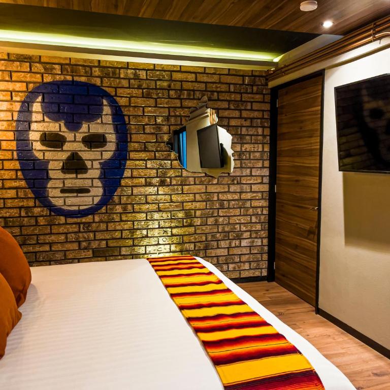 Cadillac Hotel Boutique - Suite con bañera de hidromasaje - Cama extragrande - 1