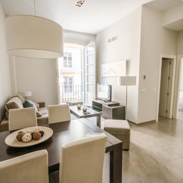 Apartamentos Pinar Málaga Centro - Carretería - Apartamento Superior de 1 dormitorio con balcón - 3