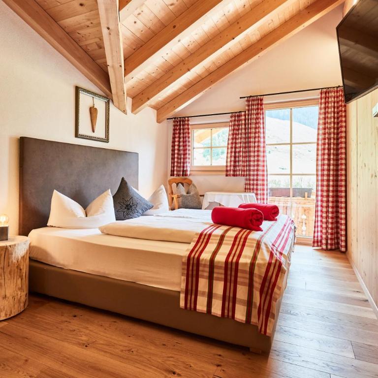 Apartchalet Jörglerhof - Apartment mit Blick auf die Berge - 12