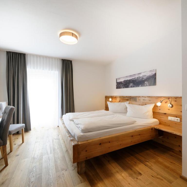 Hotel garni Alpengruss - Doppelzimmer mit Balkon - 4