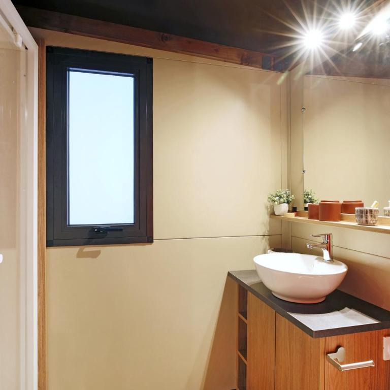 Camping Site de Gorge Vent - Bungalow Toile et Bois 2 habitaciones - Mikonos - 1