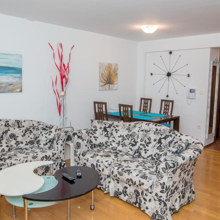 Apartment Elena Petrovac - Two-Bedroom Apartment - 5