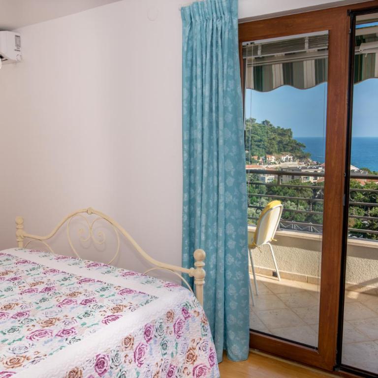 Apartment Elena Petrovac - Two-Bedroom Apartment - 20