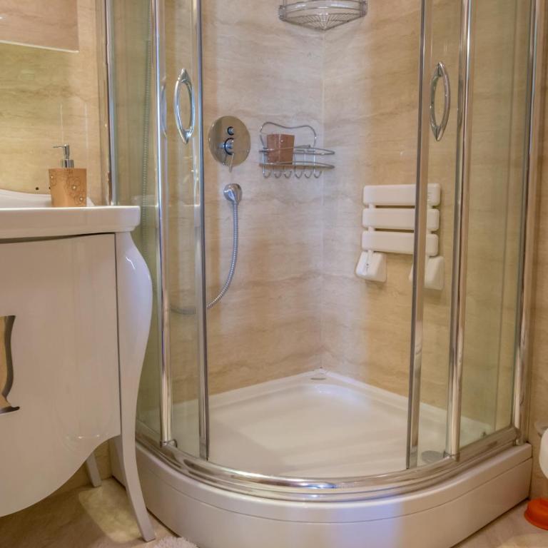 Apartment Elena Petrovac - Two-Bedroom Apartment - 23