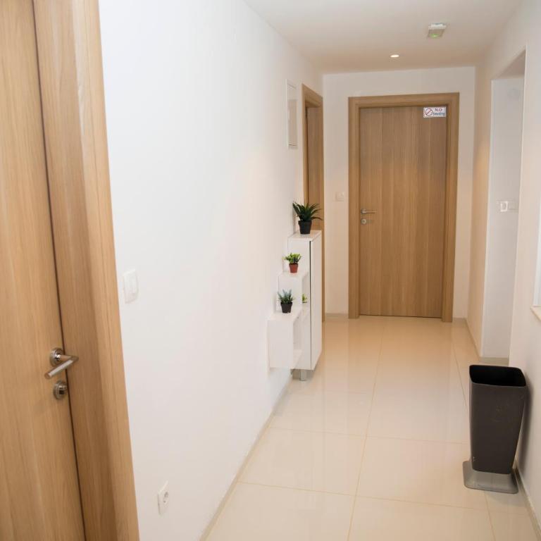 Villa Diamond - One-Bedroom Apartment - 16