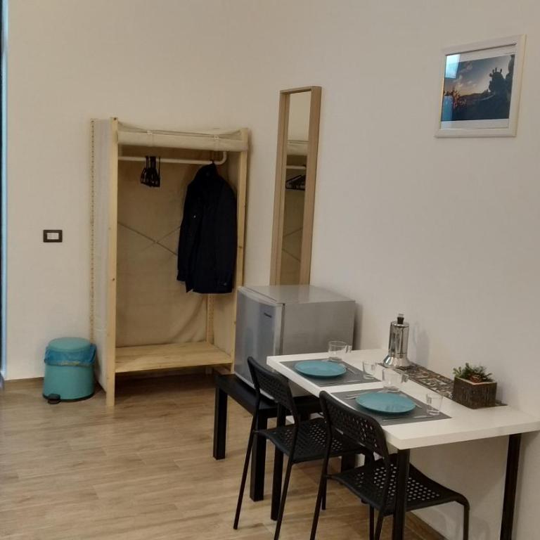Policlinico Messina Bed&Bed - Camera Matrimoniale con Bagno Privato - 9